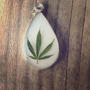 Real Cannabis Leaf Necklace